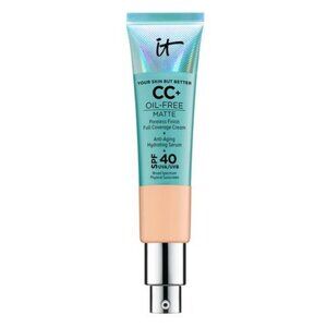 It Cosmetics CC+ Oil-Free Matte SPF 40 Full Coverage Cream Fair Light